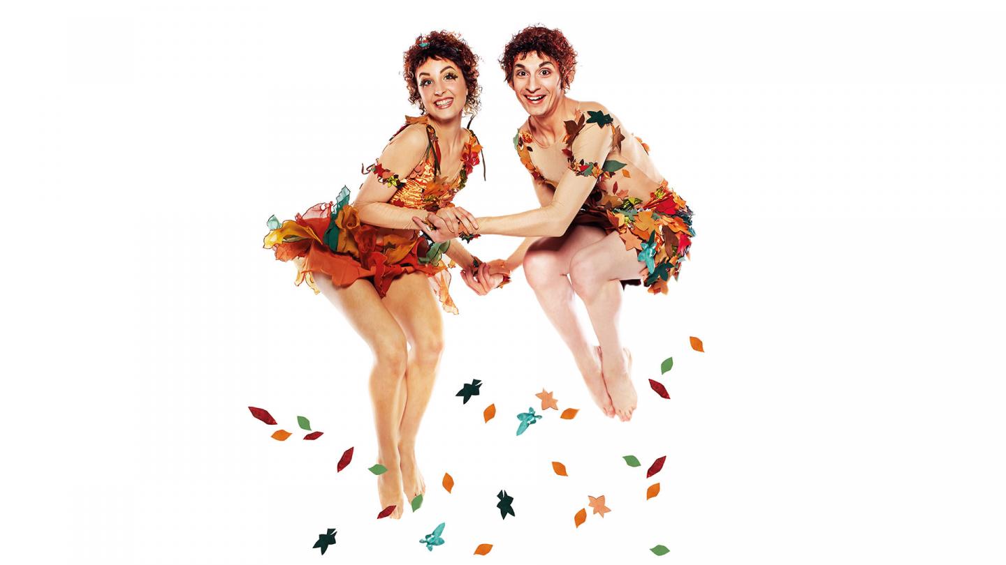 Kiara Flavin and Filippo Di Vilio as elves on the production poster taken by Justin Slee