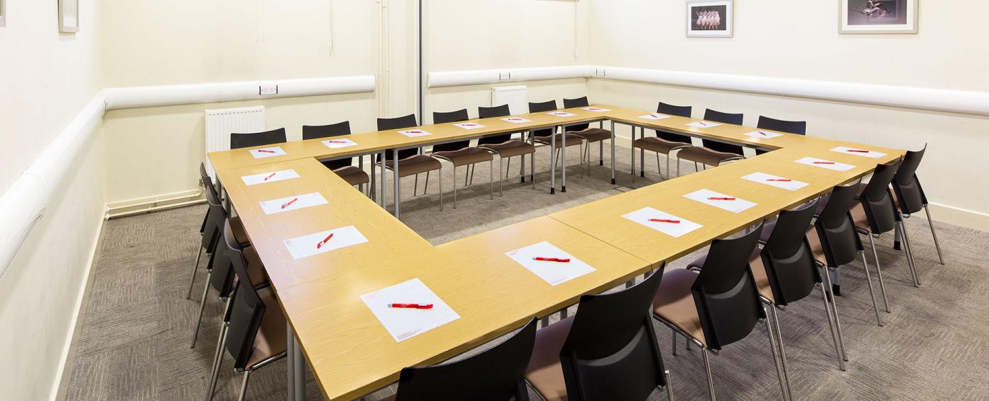 Meeting room with round table seating