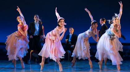 Northern Ballet dancers in The Great Gatsby. Photo Emma Kauldhar.