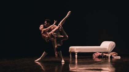 Mlindi Kulashe as Valmont and Kyungka Kwak as Courtesan Emilie in Dangerous Liaisons. Photo Riku Ito